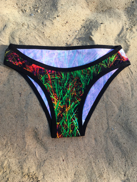 Ilka Bikinislip | space dune | gold